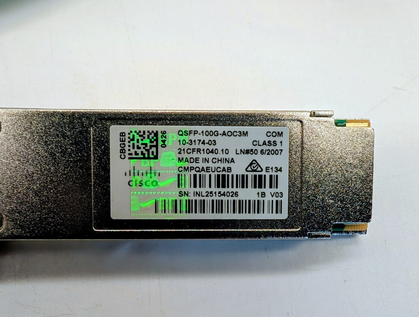 Cisco QSFP-100G-AOC3M 100G QSFP28 to QSFP28 3-Meter Active Optical Cable1