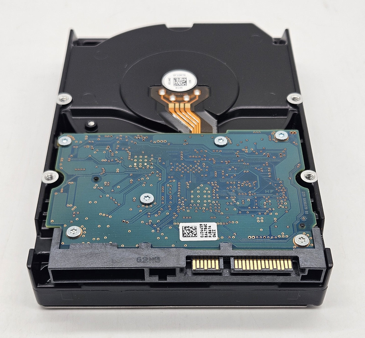 Hitachi Deskstar NAS 3TB 7.2kRPM SATA 6Gbps 64MB 3.5" Hard Drive HDN724030ALE6402