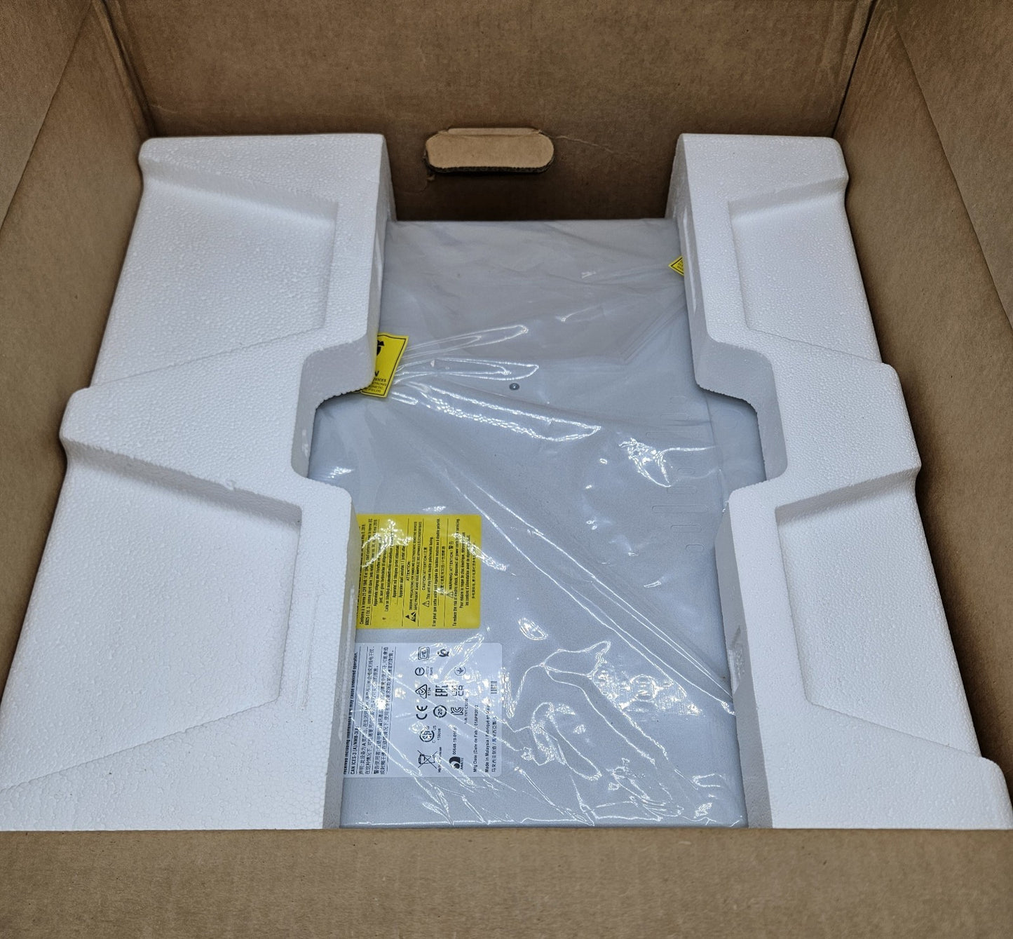 NEW Cisco Catalyst 24-Port GbE Network Switch w/C9200-NM-4X & 2x PSU C9200-24T-E2