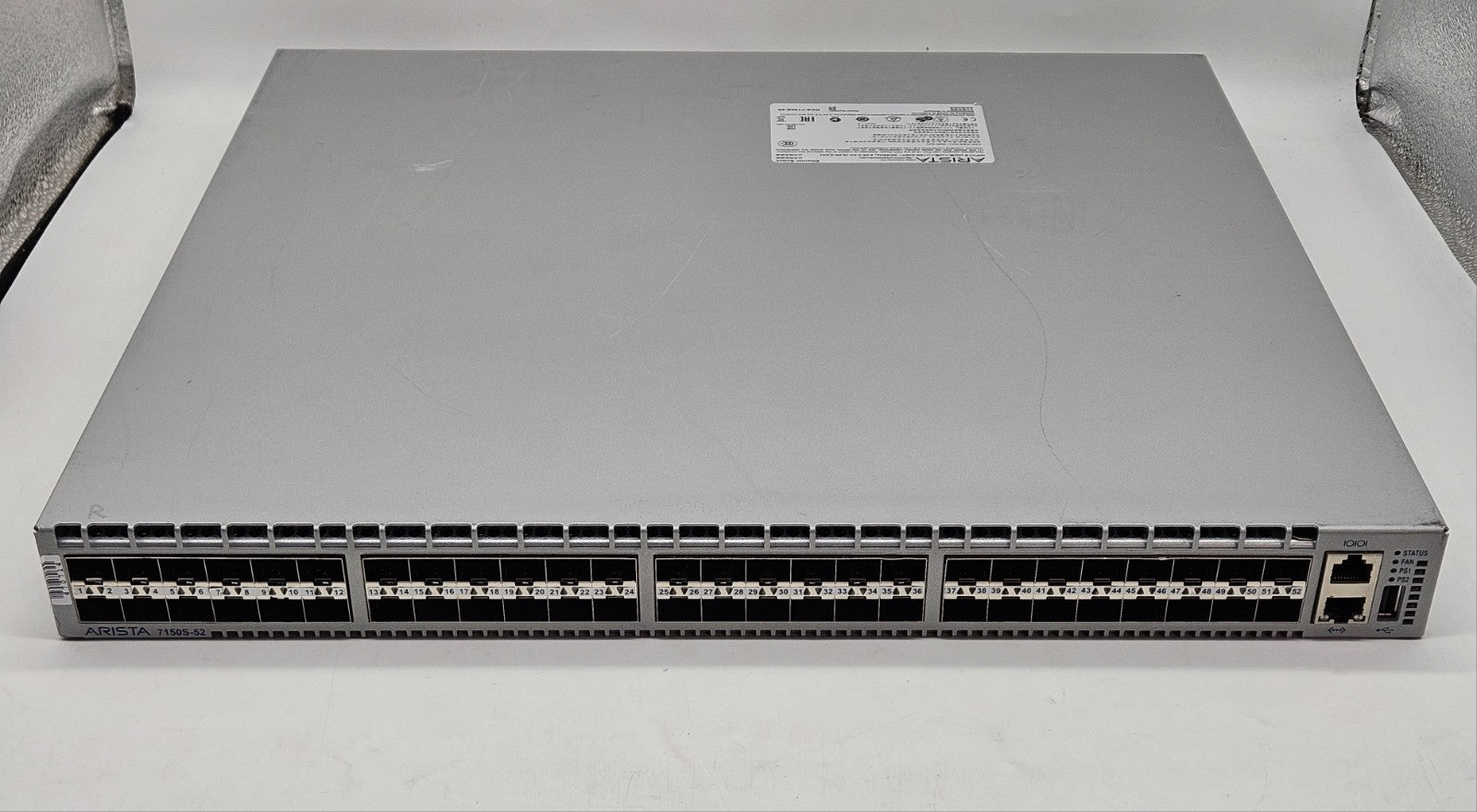 Arista 7150S 48-Port 1/10GB SFP+ Network Switch w/2x PSU BLUE DCS-7150S-52-CL-R0