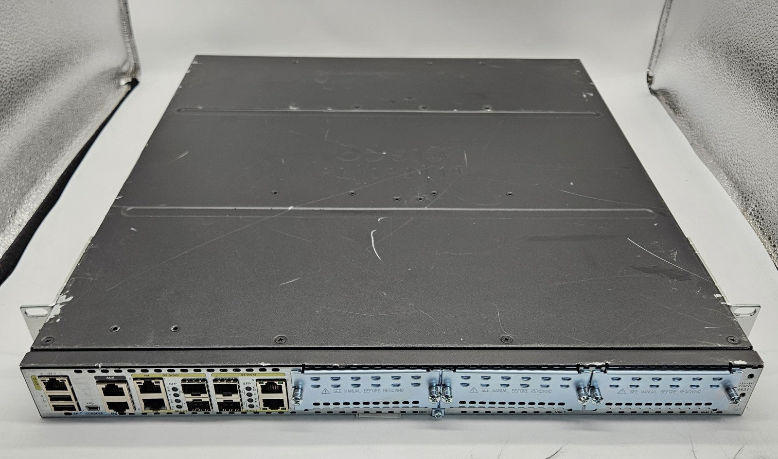 Cisco ISR4431 4-Port GbE & 4-Port SFP Integrated Service Router (No Bezel)0