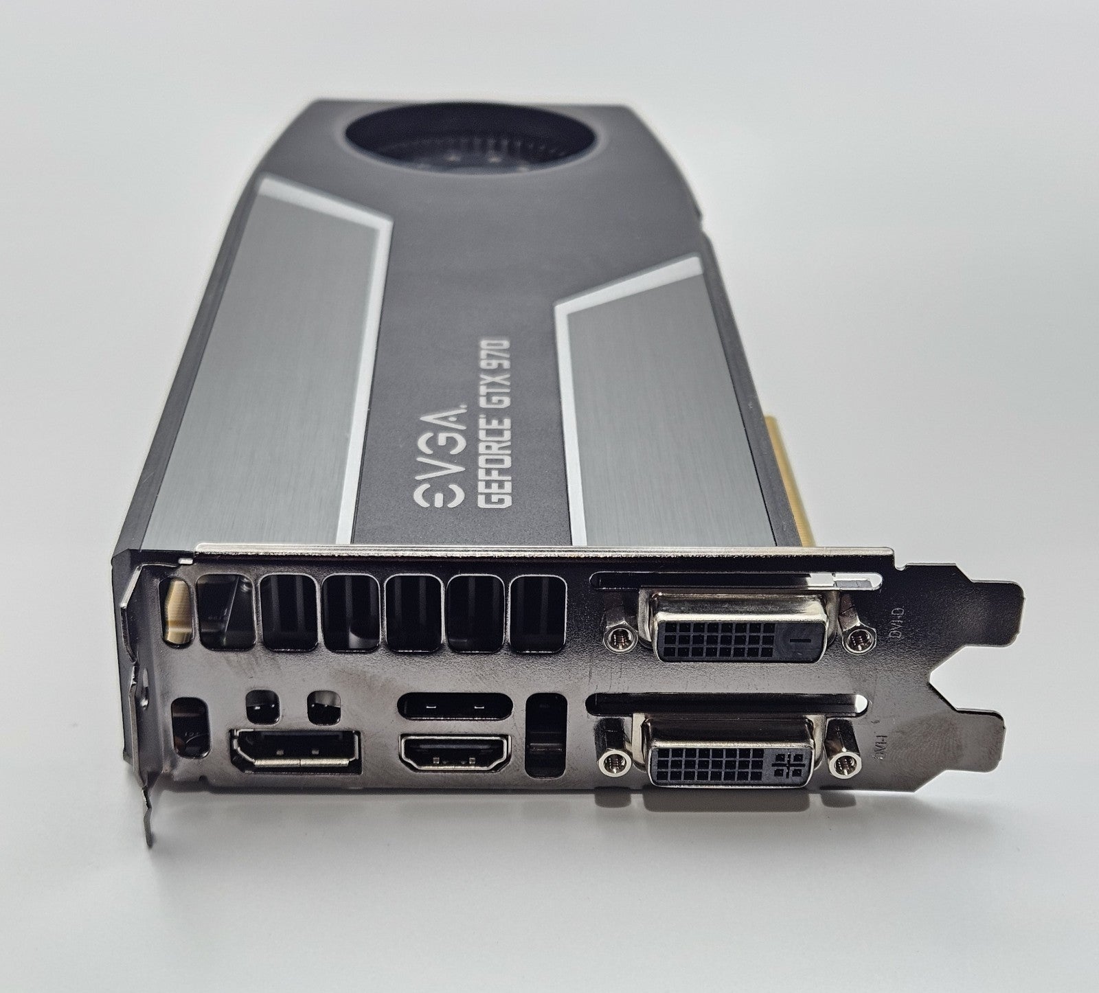 EVGA GeForce GTX 970 4GB GDDR5 PCI-E 3.0 x16 Graphics Card 04G-P4-1970-BR1