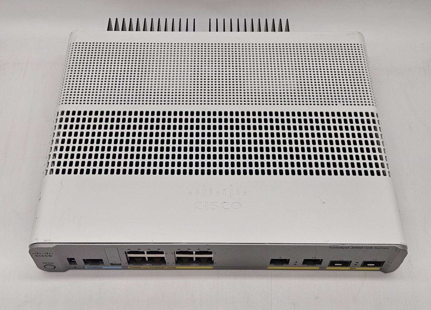 Cisco Catalyst 3560CX 8-Port GbE PoE+ 2-Port SFP Network Switch WS-C3560CX-8PC-S2