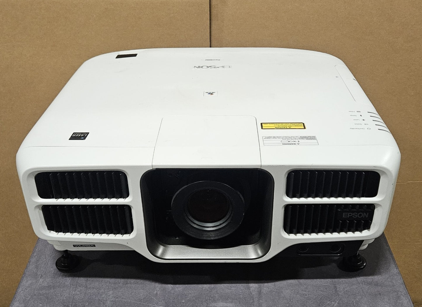 Laser WUXGA 3LCD 8000 Lumens Projector 4171 Hours (Green Spot) PRO L1300U0