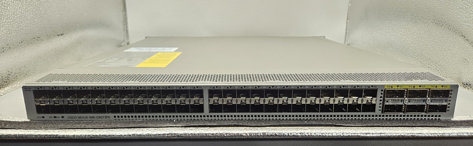 Cisco Nexus 9300 48-Port 10Gb SFP+ & 6-40Gb QSFP+ ACI Spine Switch N9K-C9372PX1