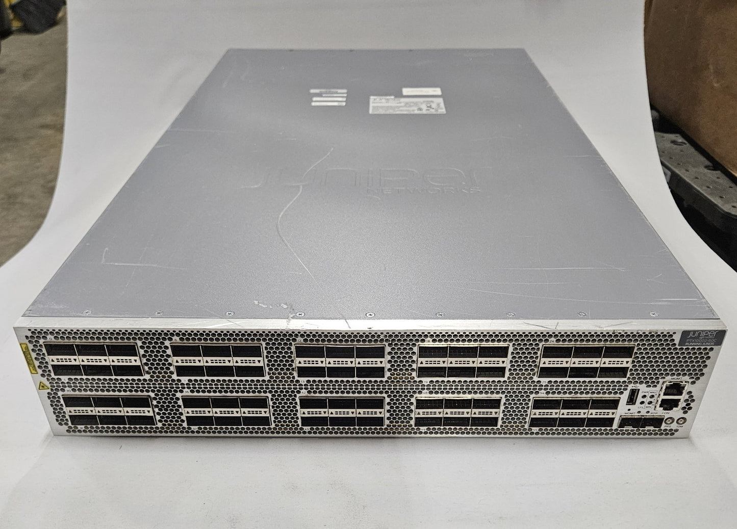 Juniper PTX10002-60C 60-Port 100Gb QSFP Network Switch w/ 4x PSU JNP10002-60C0