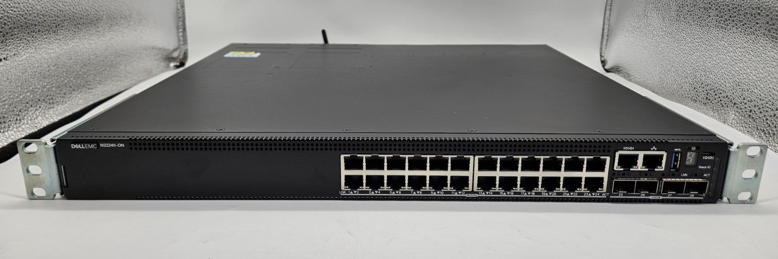 Dell PowerSwitch 24-Port 2.5Gb Ethernet 4-Port 25G SFP Network Switch N2224X-ON1