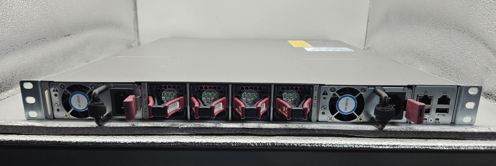 Cisco Nexus 9300 48-Port 10Gb SFP+ & 6-40Gb QSFP+ ACI Spine Switch N9K-C9372PX3