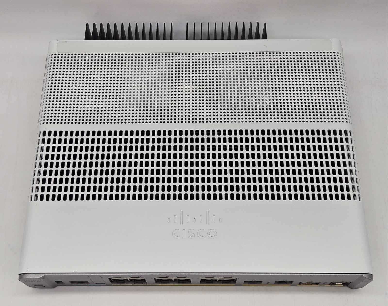 Cisco Catalyst 12-Port PoE GbE & 2-Port DP SFP Network Switch WS-C3560CX-12PC-S2