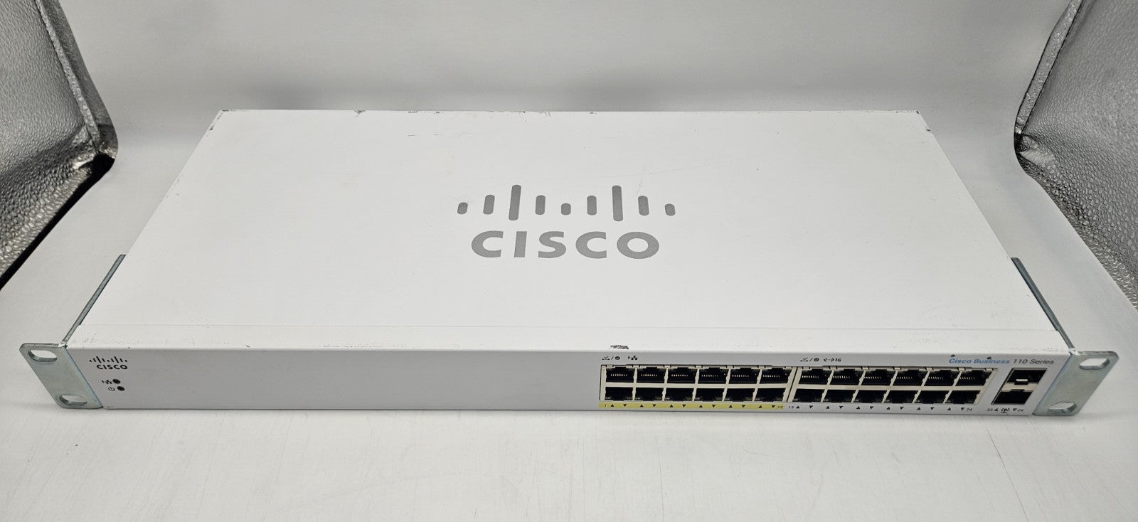 Cisco 24-Port GbE (12-PoE+) & 2-Port DP (RJ45/SFP) Network Switch CBS110-24PP0