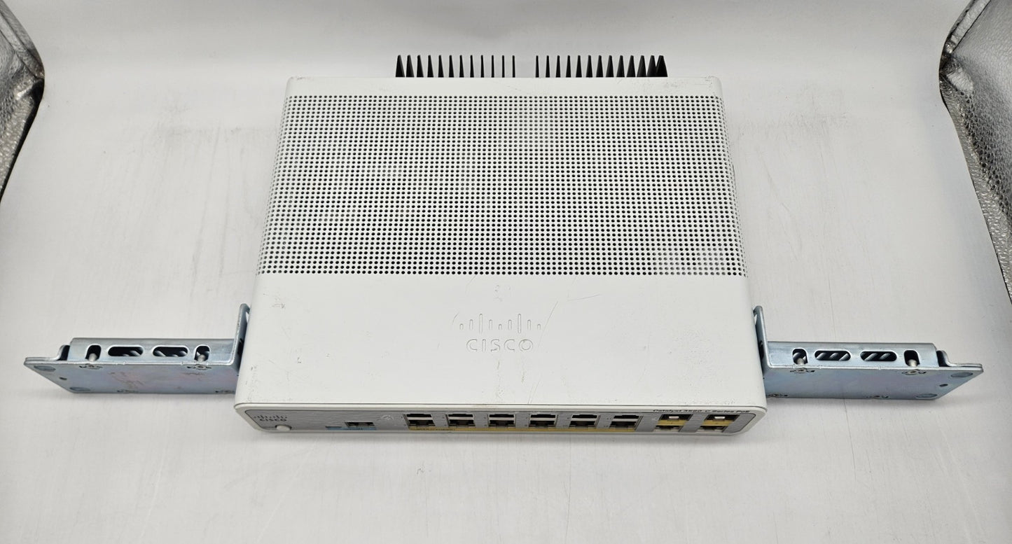 Cisco Catalyst 12-Port 10/100 PoE & 2-Port SFP Network Switch WS-C3560C-12PC-S2