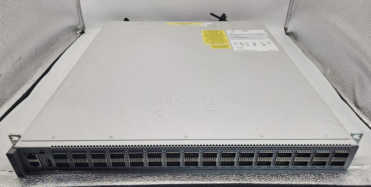 Cisco Catalyst 9500 32-Port 100Gb QSFP Network Switch w/ 2x PSU C9500-32C-A READ0