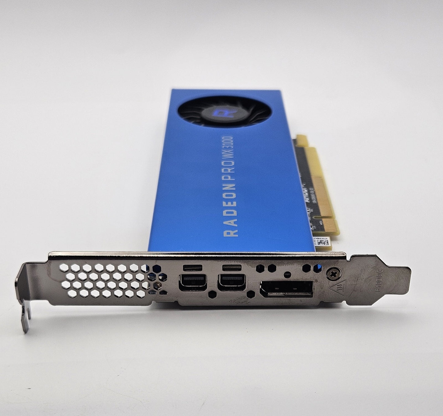 AMD Radeon Pro WX3100 4GB GDDR5 PCI-E 3.0 x8 Video Graphics Card (High Profile)1