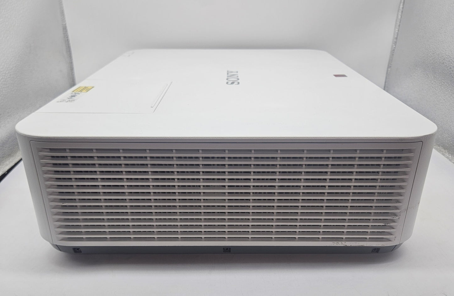 SONY 5,000 Lumens Laser Projector 1920X1080 @60Hz (3654 Hours) VPL-PWZ102