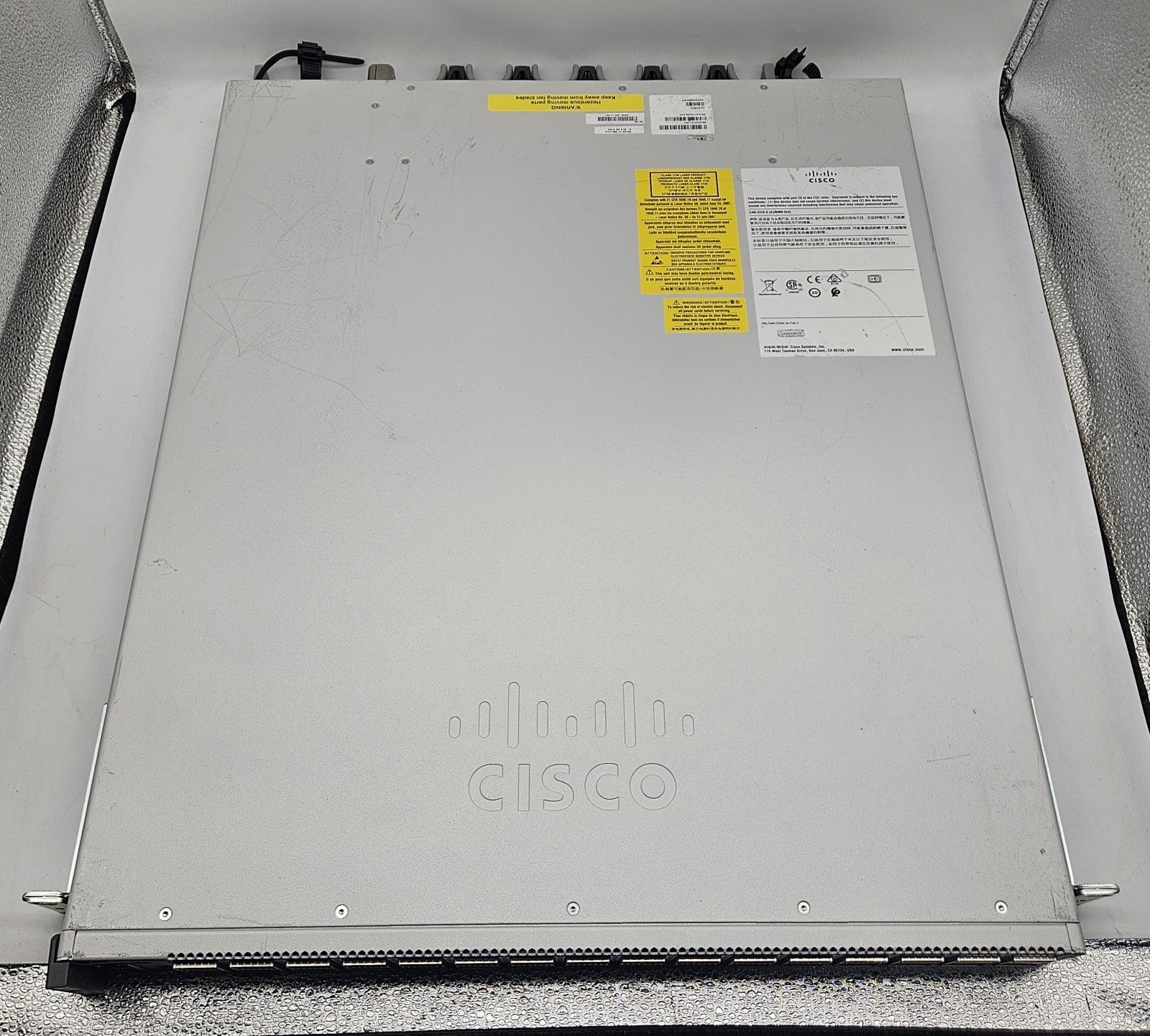 Cisco Catalyst 9500 32-Port 100Gb QSFP Network Switch w/ 2x PS C9500-32C-A READ*3