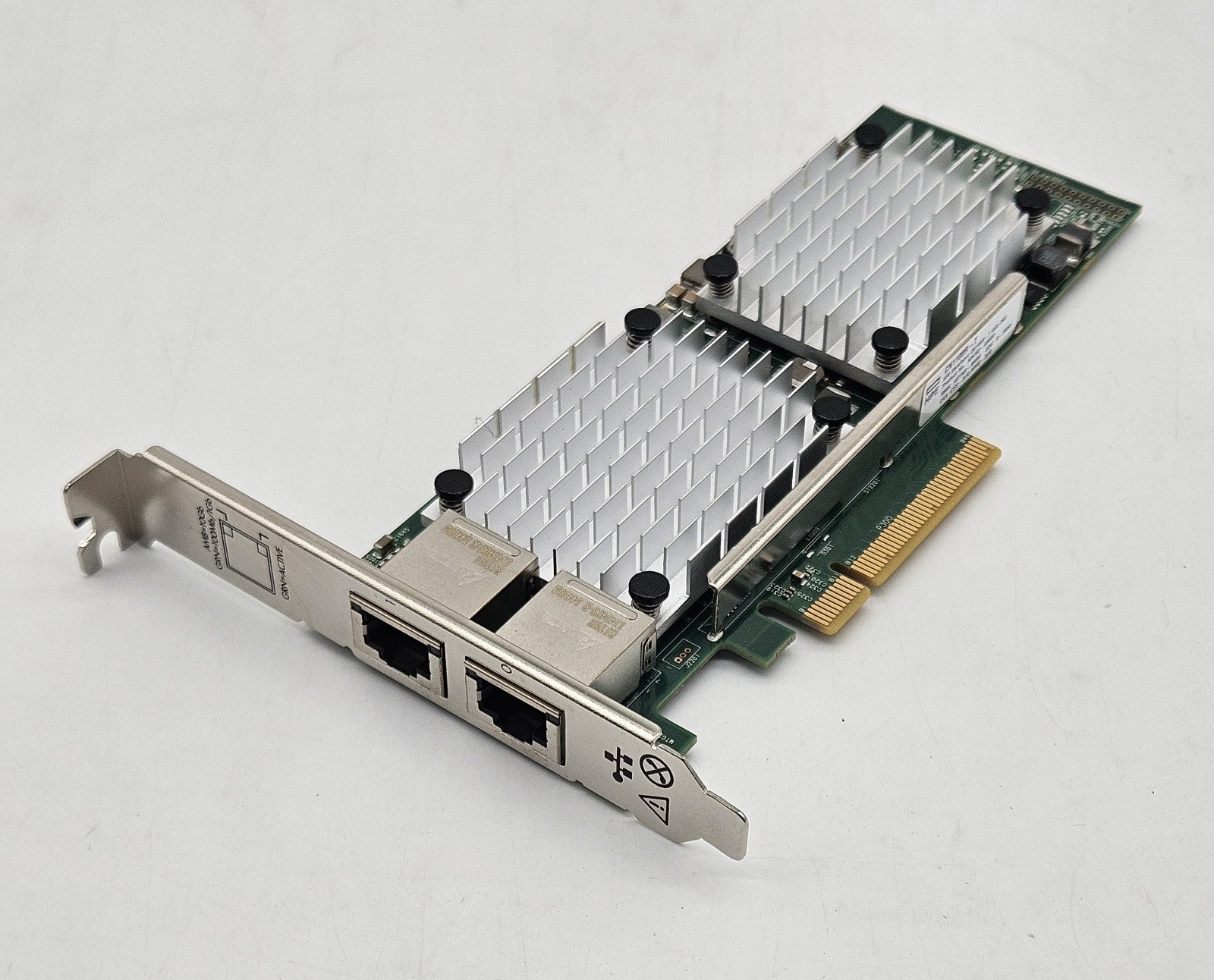 HP QLE8452-RJ-HP X-5525 2-Port 10Gb SFP Converged Network Adapter 827605-0010