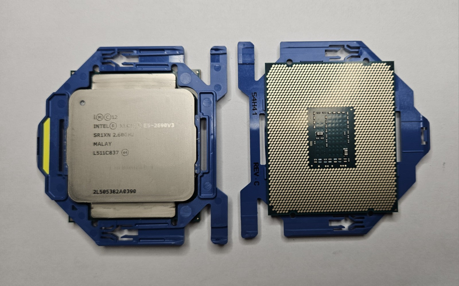 LOT OF 2 Intel Xeon E5-2690 v3 2.6GHz 30MB LGA2011-3 12-Core CPU Processor SR1XN1