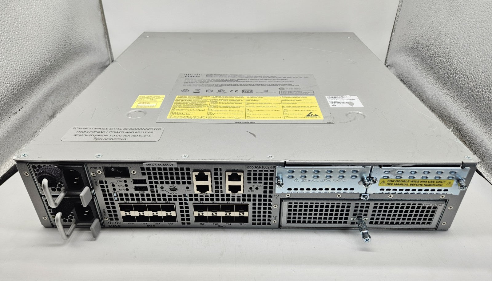 Cisco 8-SFP & 8-SFP+ Aggregation Router IPBase 2x PSU ASR1002-HX0