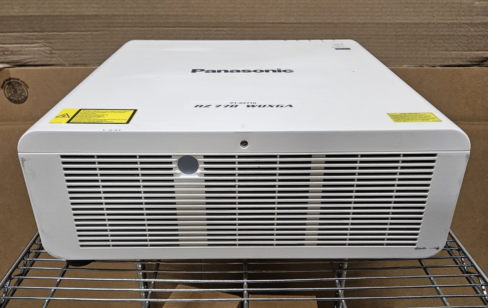 Panasonic Laser WUXGA DLP 7000 Lumens Projector 6063 Hours 6024 Lamp PT-RZ7702