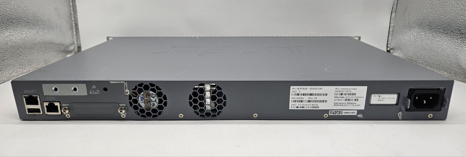 Juniper 24-Port GbE PoE+ & 4-Port 10GB SFP+ Network Switch EX3300-24P3