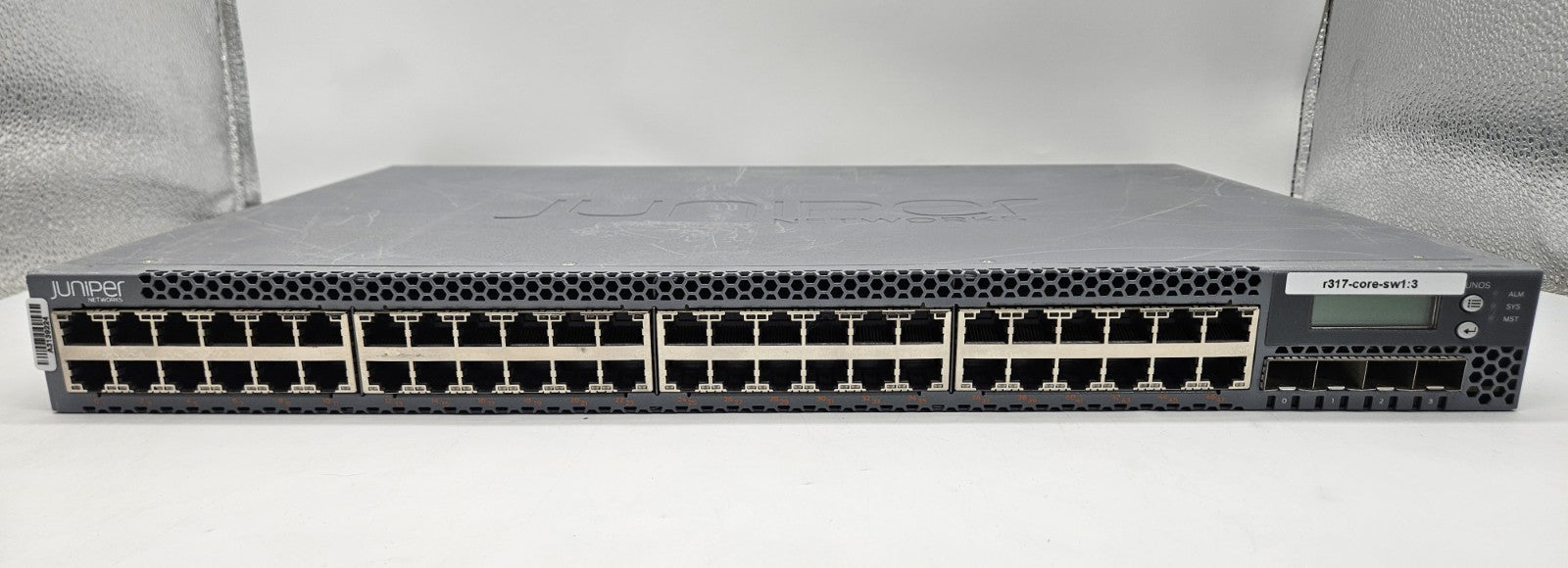 Juniper 48-Port GbE PoE+ & 4-Port 10GB SFP+ Network Switch EX3300-48P1