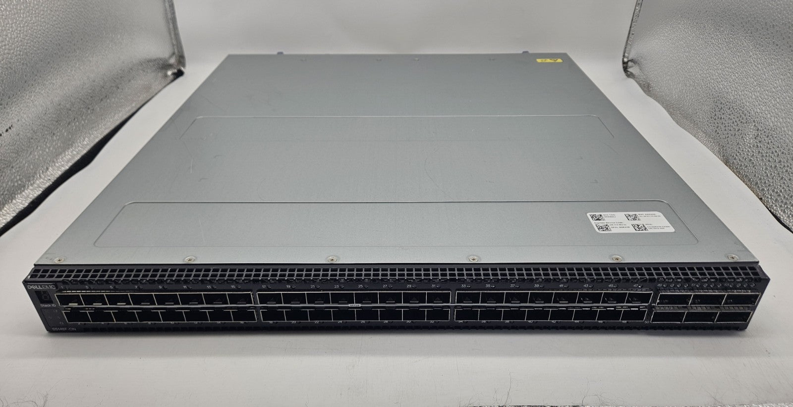 DELL EMC S5148F 48-Port 25G SFP & 6-Port QSFP Network Switch Blue S5148F-ON OS100