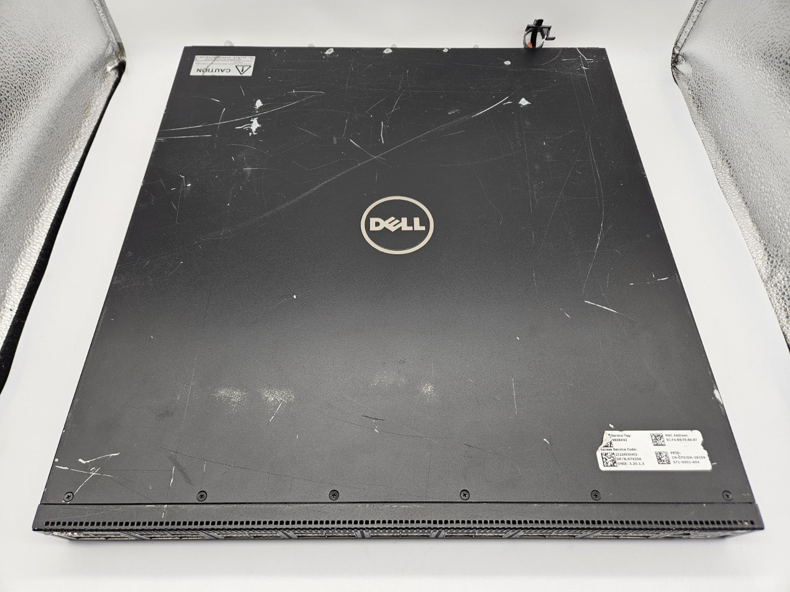 Dell S6000-ON 32-Port 40GB QSFP+ Layer 3 Network Switch w/ 1x Power Supplies F B2