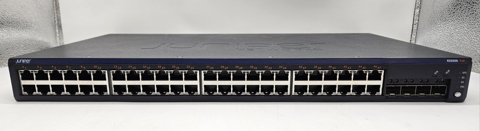 Juniper 48-Port GbE PoE+ & 4-Port SFP Network Switch EX2200-48P-4G1