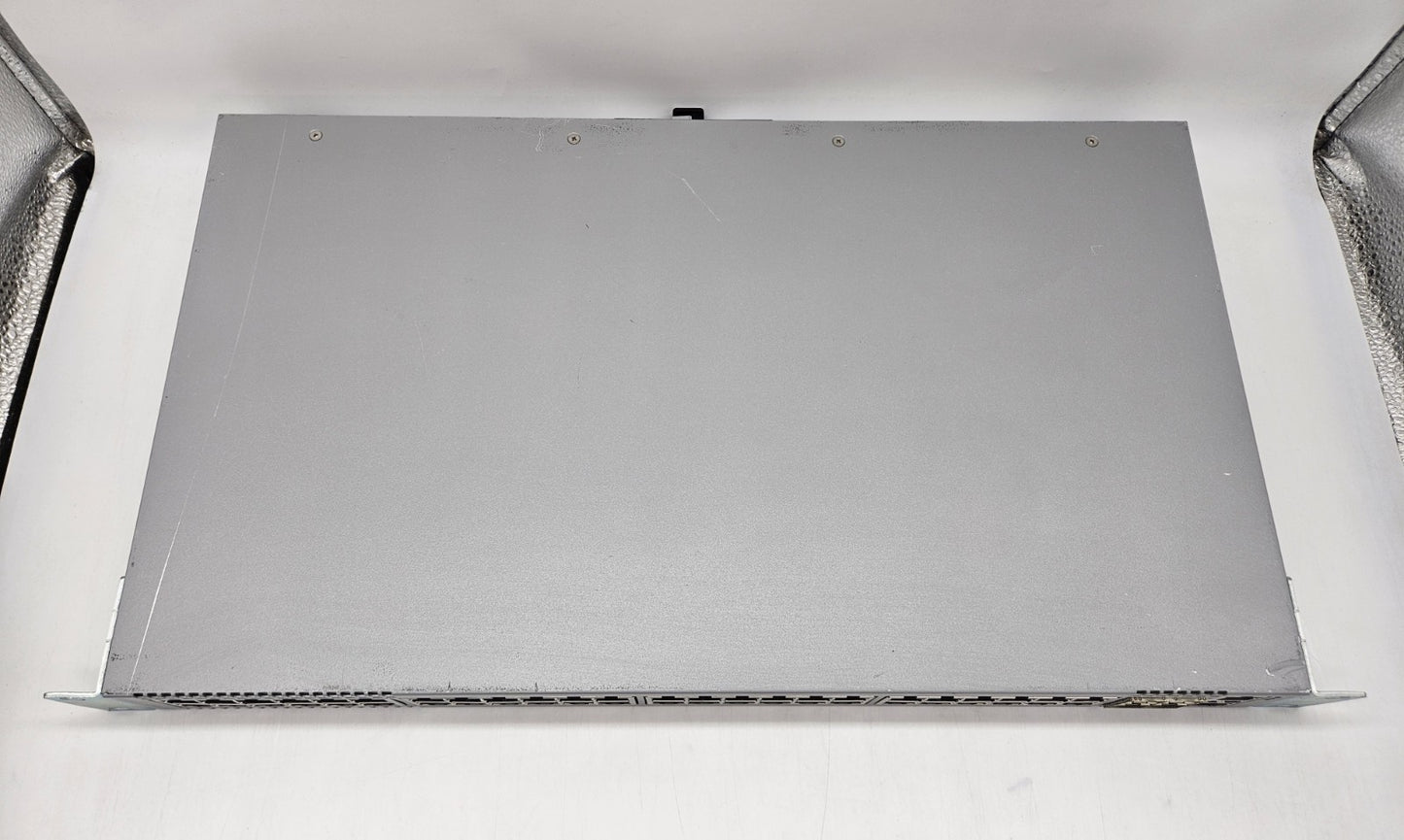 Arista 7010TX 48-Port 10GB Ethernet & 4-Port 25GB SFP Network Switch 7010TX-482