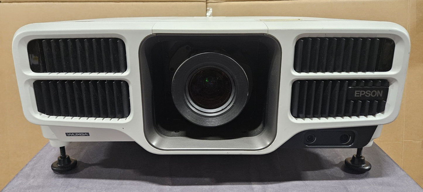 Laser WUXGA 3LCD 8000 Lumens Projector 4171 Hours (Green Spot) PRO L1300U1