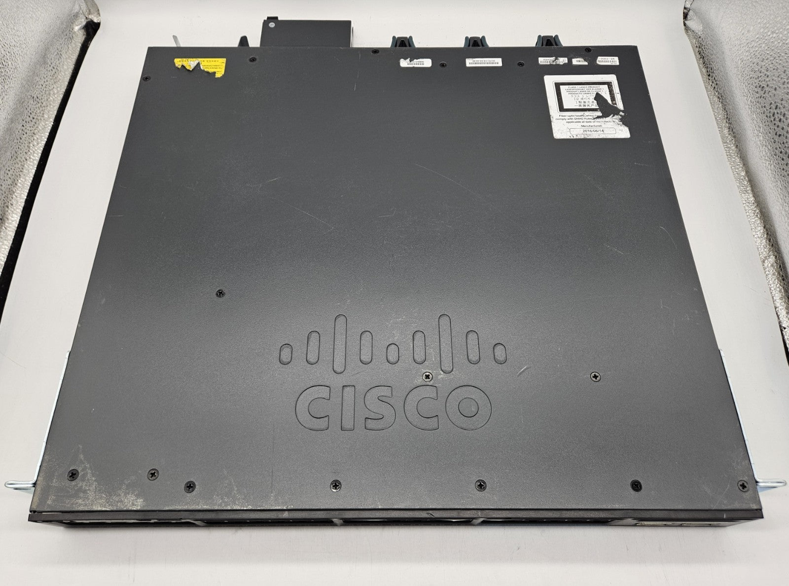 Cisco 3650 48-Port UPoE GbE (12-10GbE) 2-QSFP Network Switch WS-C3650-12X48UZ-E2
