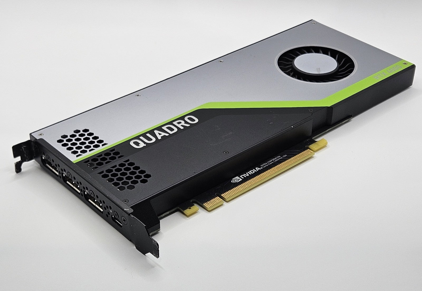 Nvidia Quadro RTX 4000 8GB 256-Bit GDDR6 PCI Express 3.0 16 Video Graphics Card0