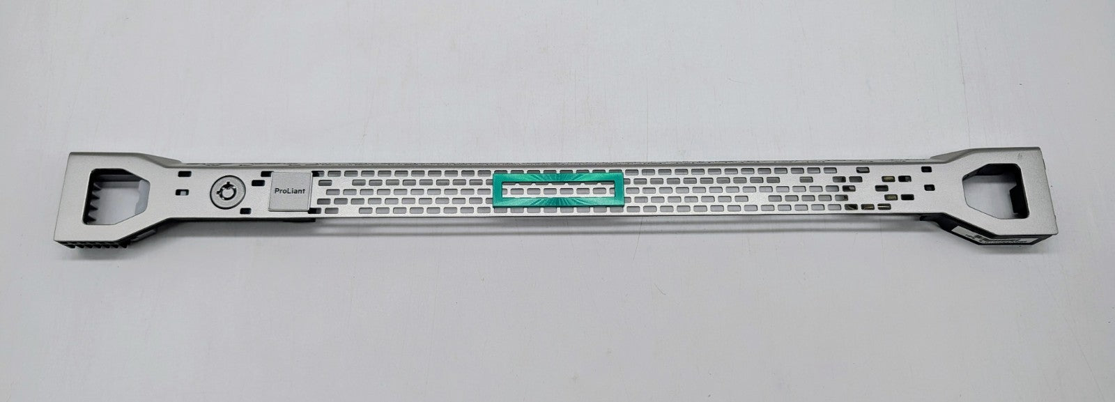 HP Proliant 664918-B21 - HPE 1U Security Bezel With Key For G8-G9 Servers0