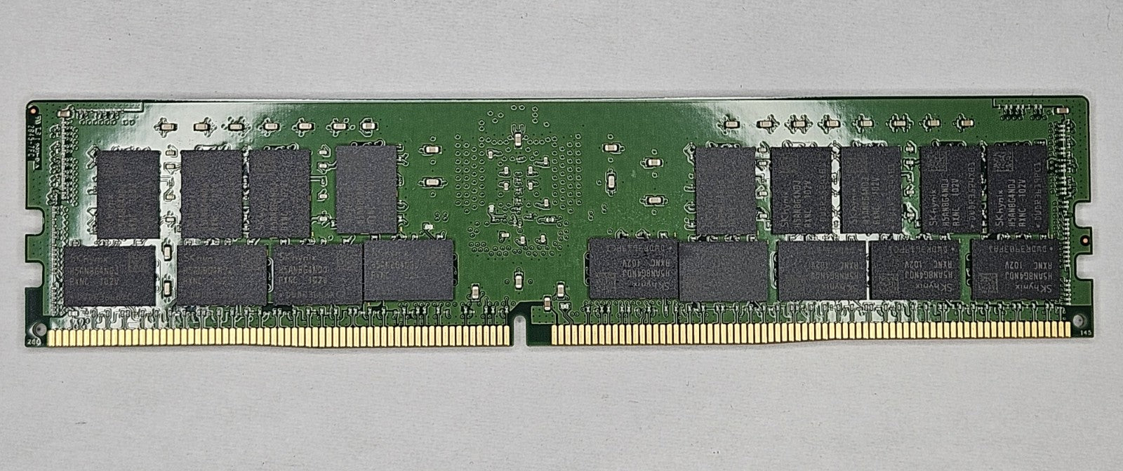 Hynix 32GB PC4-25600 DDR4-3200MHz ECC REG 288-Pin Server RAM HMA84GR7DJR4N-XN1