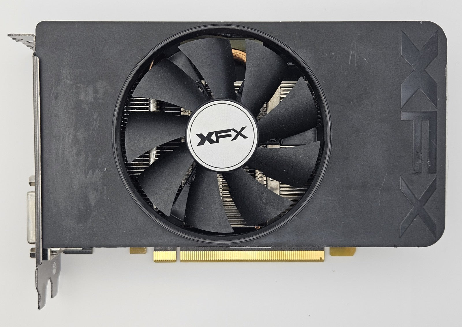 AMD XFX Radeon R7 360 2GB GDDR5 PCI-E 3.0 x16 Video Graphics Card R7-360P-2S2