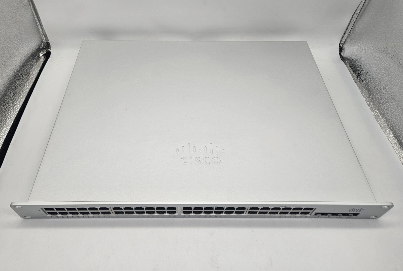 Meraki 48-Port PoE+ GbE & 4-Port SFP+ Network Switch MS225-48FP-HW UNCLAIMED2