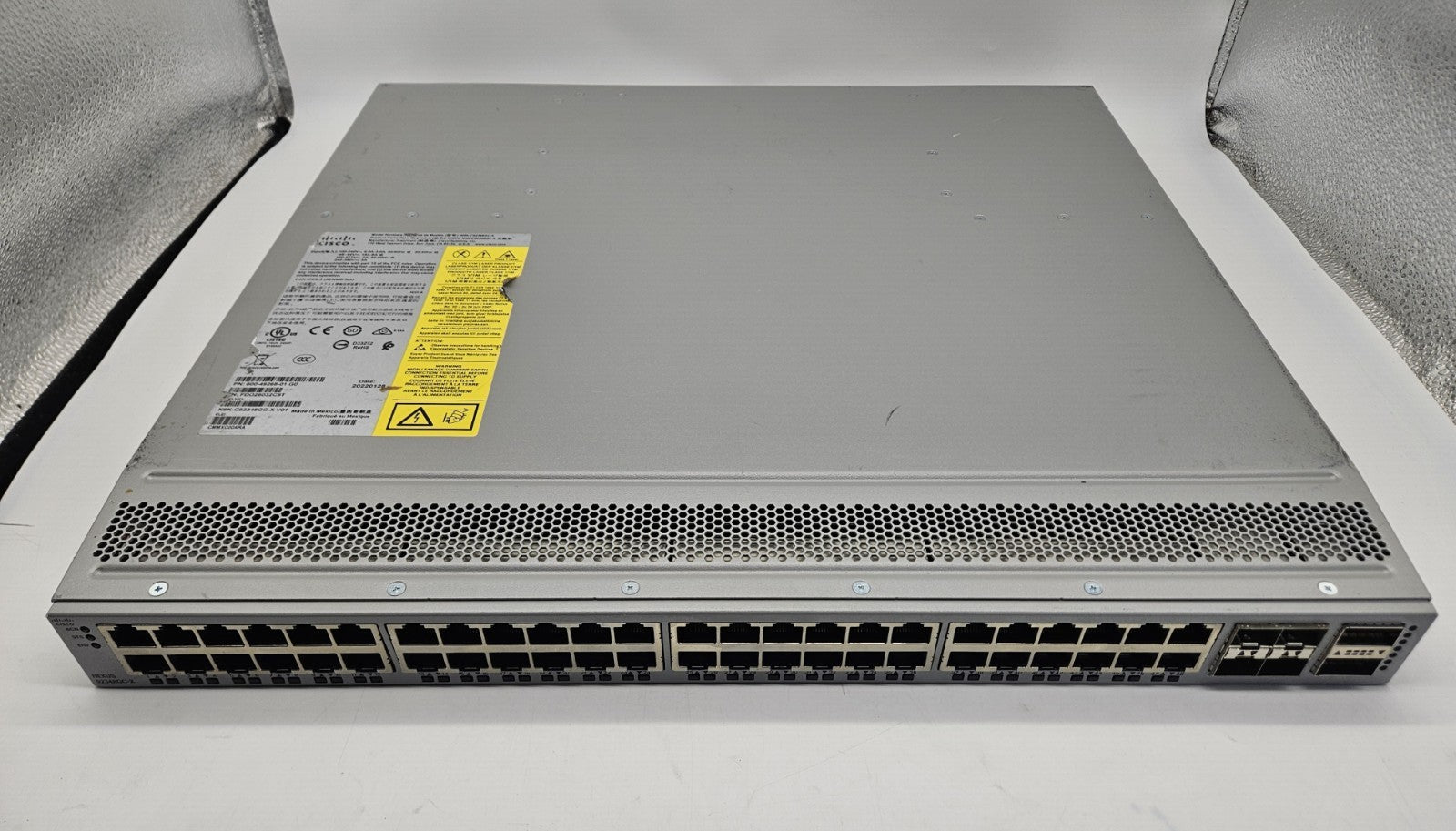 Cisco Nexus 9200 48-Port GbE & 4-Port SFP28 & 2-Port QSFP Switch N9K-C92348GC-X0