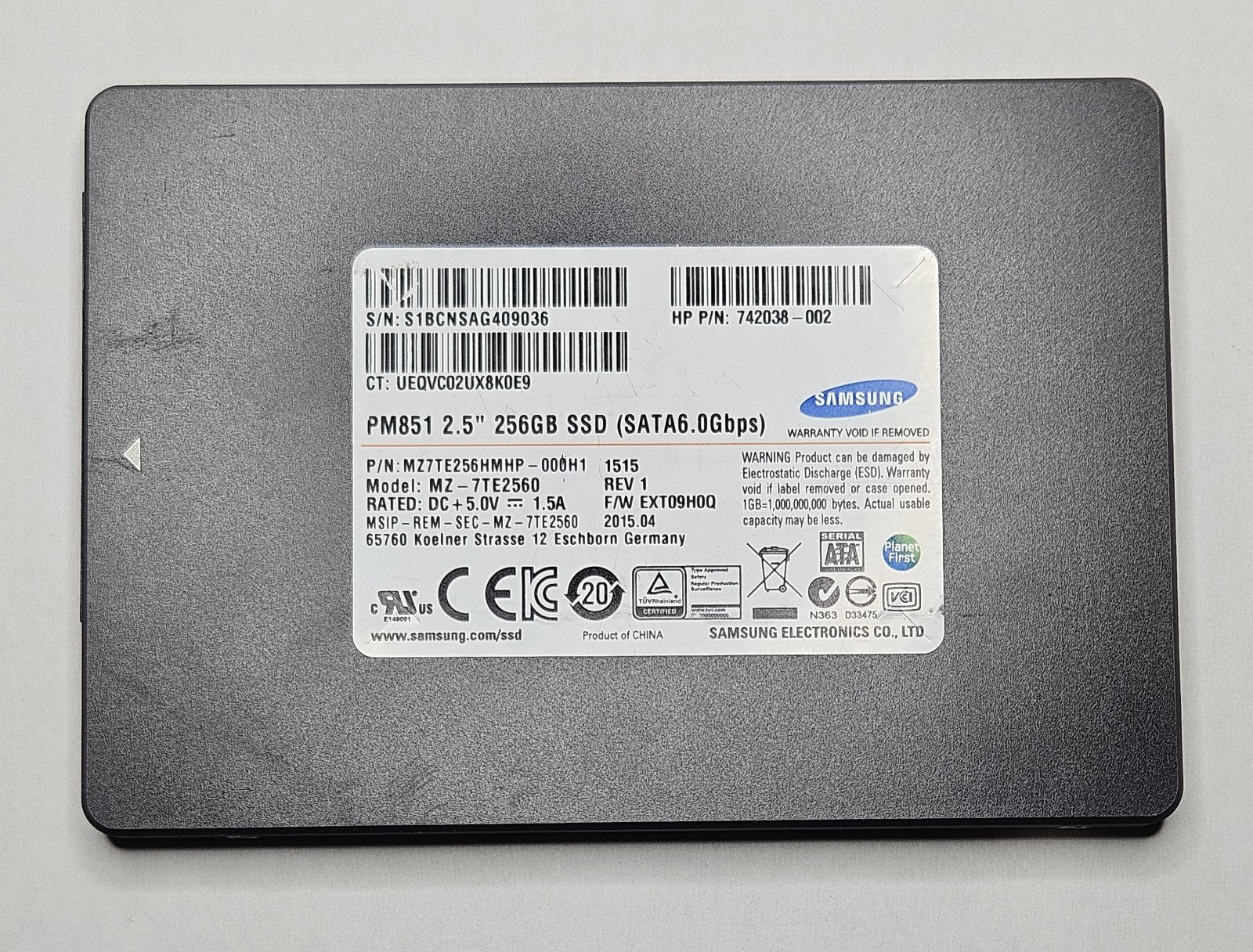 Samsung MZ-7TE2560 PM851 256GB TLC SATA 6Gbps (AES-256) 2.5" MZ7TE256HMHP1