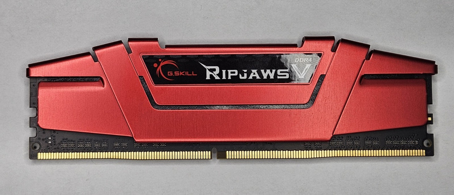 Ripjaws 32GB Kit (2X16GB) PC4-19200 DDR4-2400MHz Desktop RAM F4-2400C15D-32GVR2