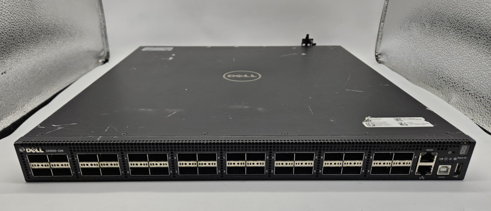 Dell S6000-ON 32-Port 40GB QSFP+ Layer 3 Network Switch w/ 1x Power Supplies F B0