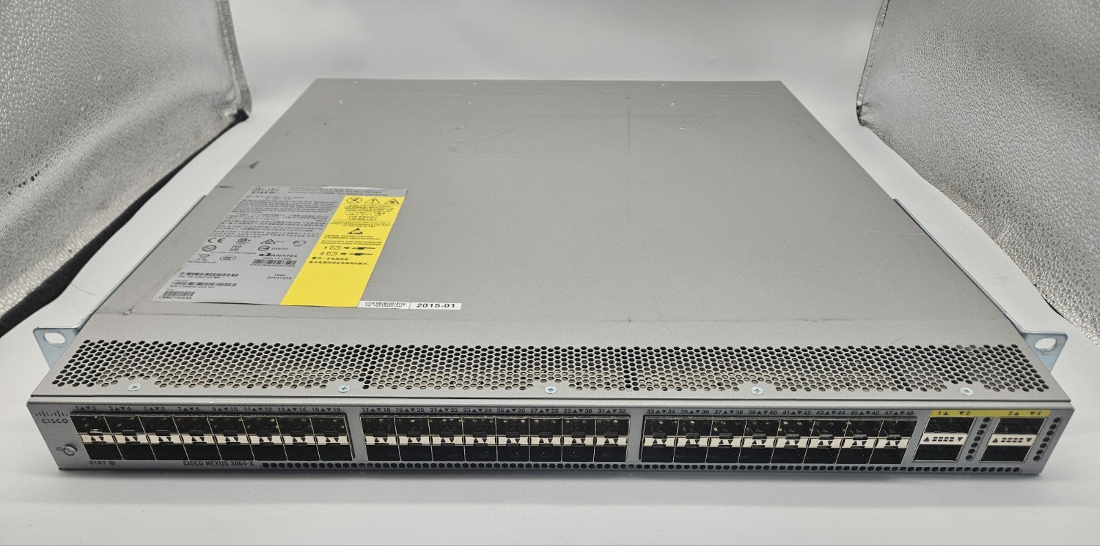 Cisco Nexus 3064PQ 48-Port SFP+ & 4-Port QSFP+ Network Switch N3K-C3064PQ-10GX0