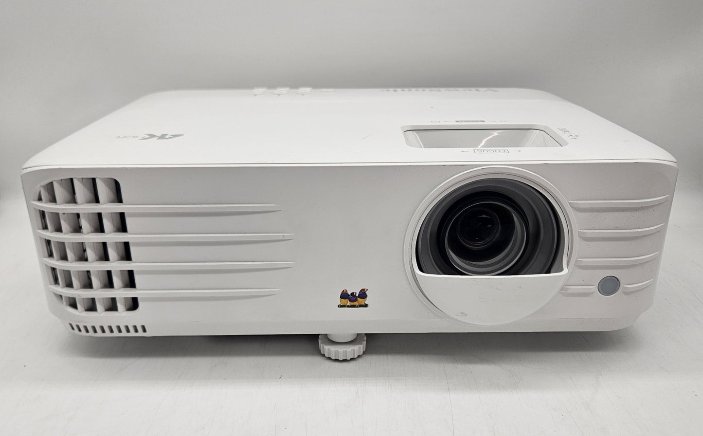 View Sonic4K 240Hz 3200 Lumens Home Projector 3881 Hours (Clean Image) PX701-4K1