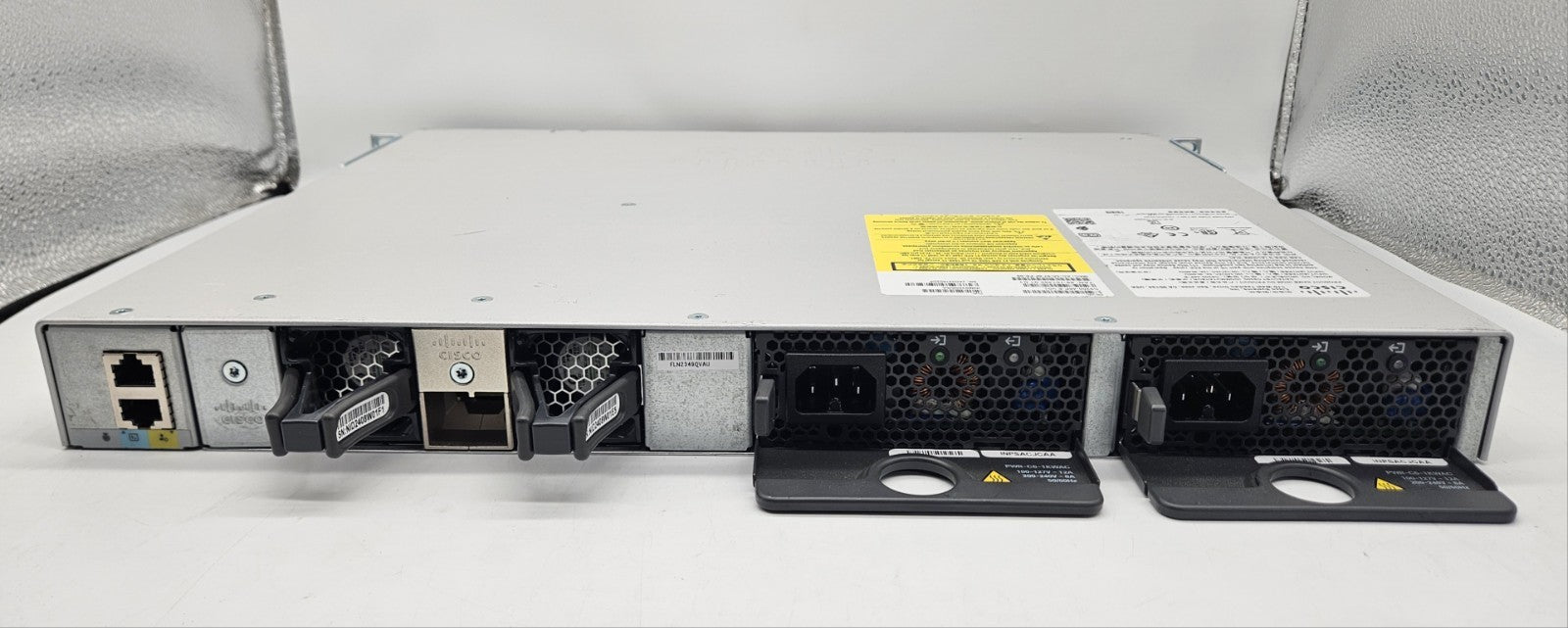 Cisco Catalyst 9200 48-Port GbE PoE+ Network Switch w/ Module 2x PSU C9200-48P-E3