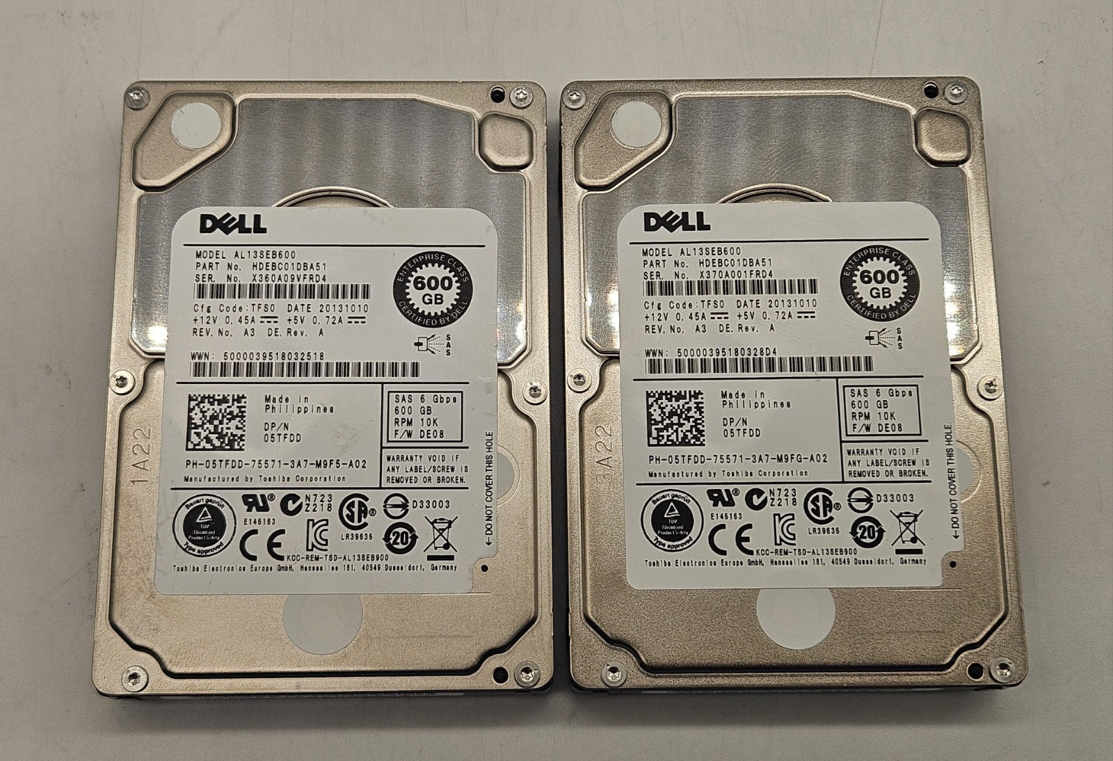 LOT OF 2 Toshiba 600GB 10000RPM SAS 6Gbps 64MB 2.5" Hard Drive AL13SEB6000