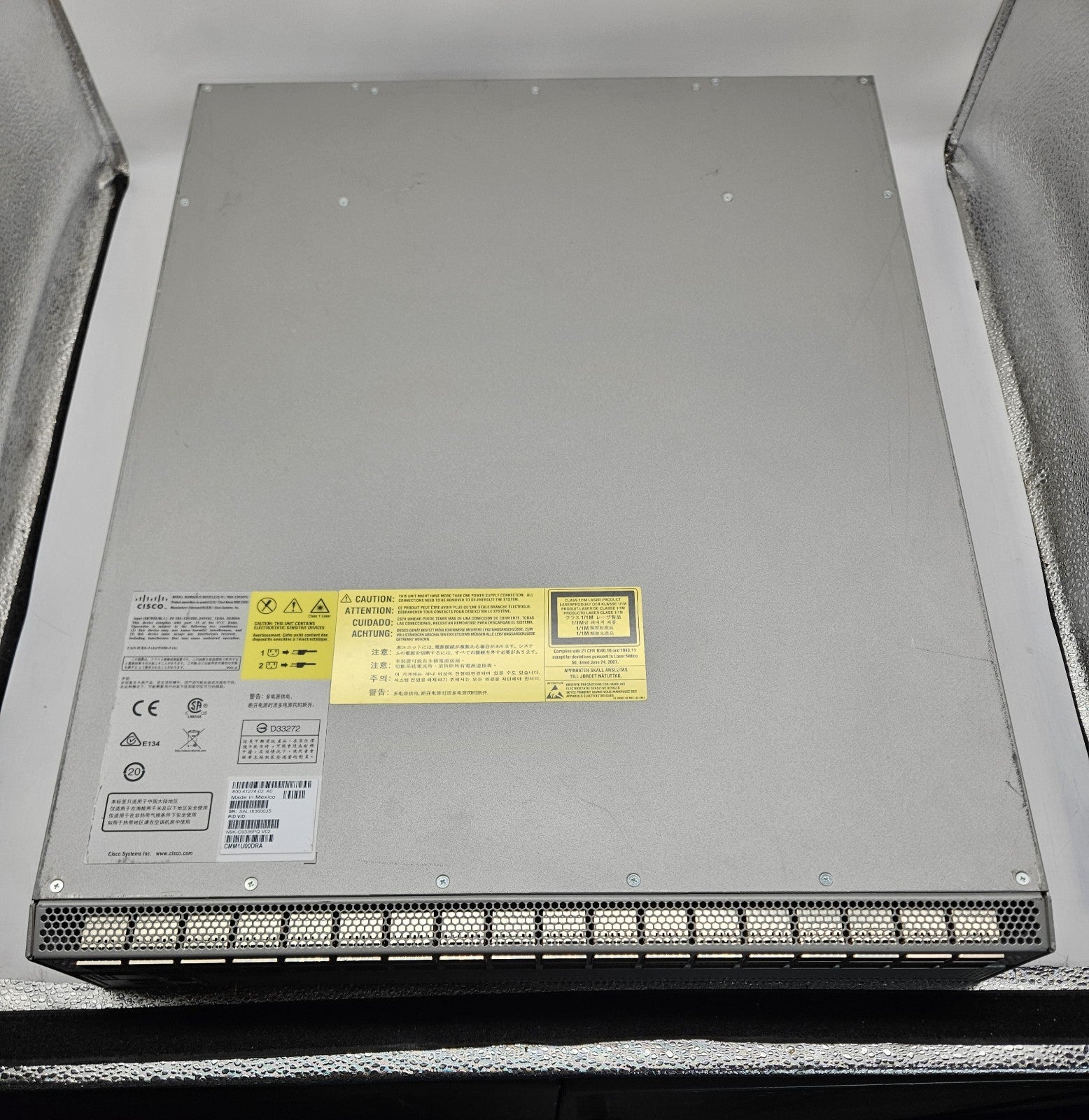 Cisco Nexus 9300 36-Port 40-Gbps QSFP+ ACI Spine Switch w/ 2x PSU N9K-C9336PQ2