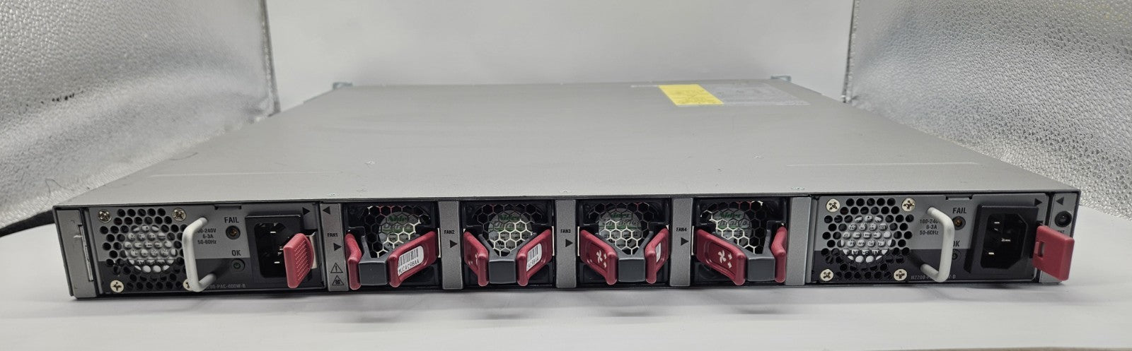 Cisco Nexus 3132Q 32-Port QFSP+ & 4-SFP+ Network Switch LAN ENT N3K-C3132Q-40GE3