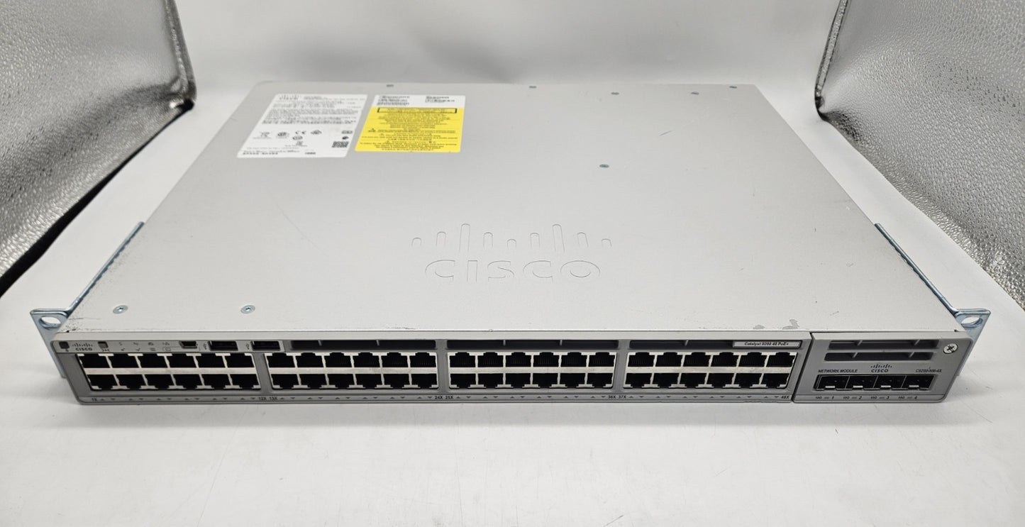 Cisco Catalyst 9200 48-Port GbE PoE+ Network Switch w/ Module 2x PSU C9200-48P-E0