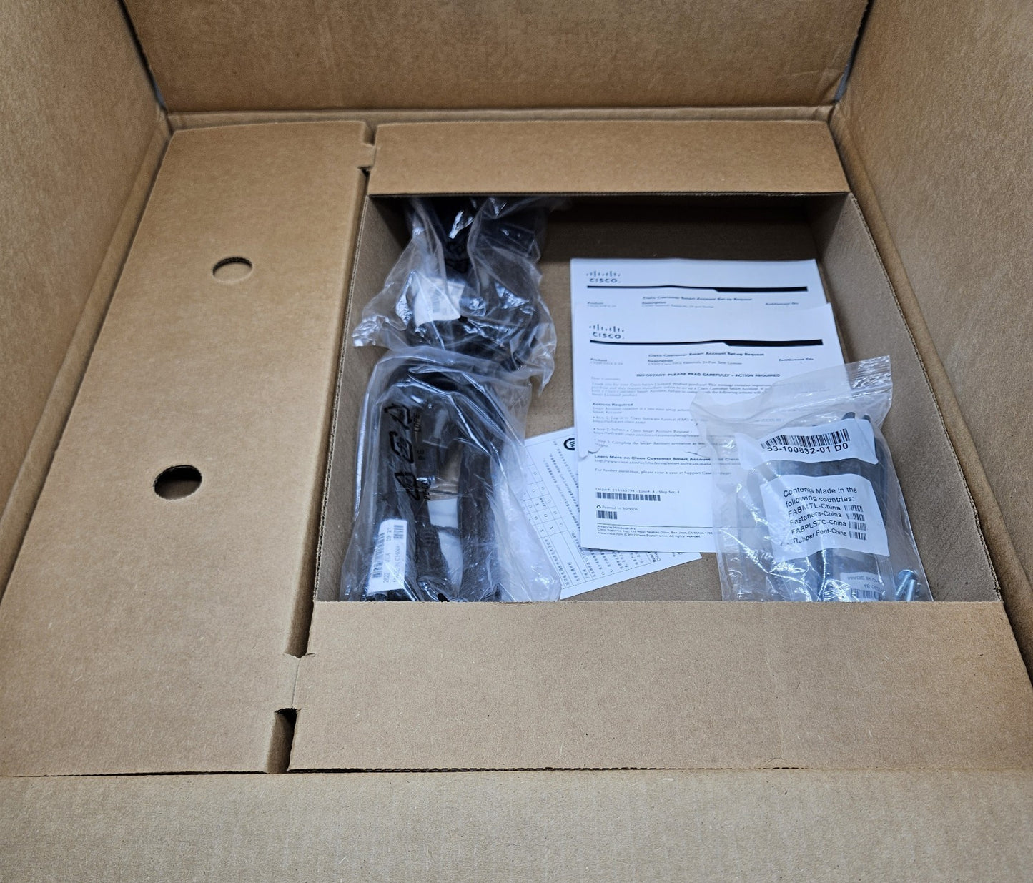 NEW Cisco Catalyst 24-Port GbE Network Switch w/C9200-NM-4X & 2x PSU C9200-24T-E1