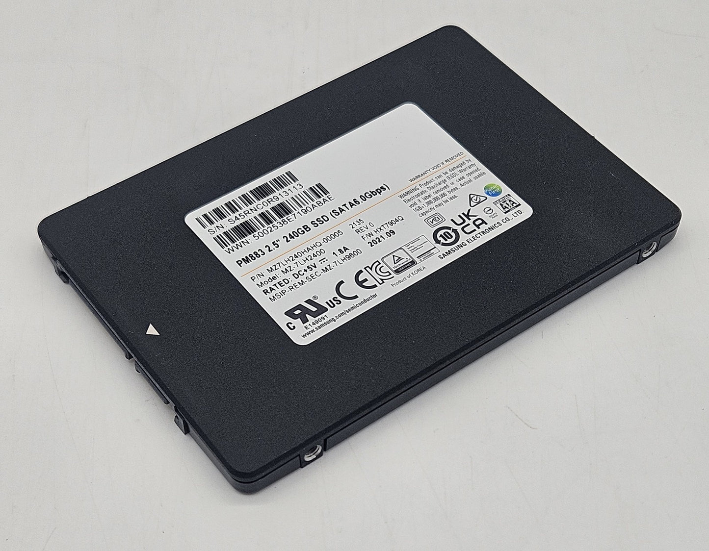 Samsung MZ-7LH2400 PM883 240GB TLC SATA 6G (AES-256/PLP) 2.5" SSD MZ7LH240HAHQ0