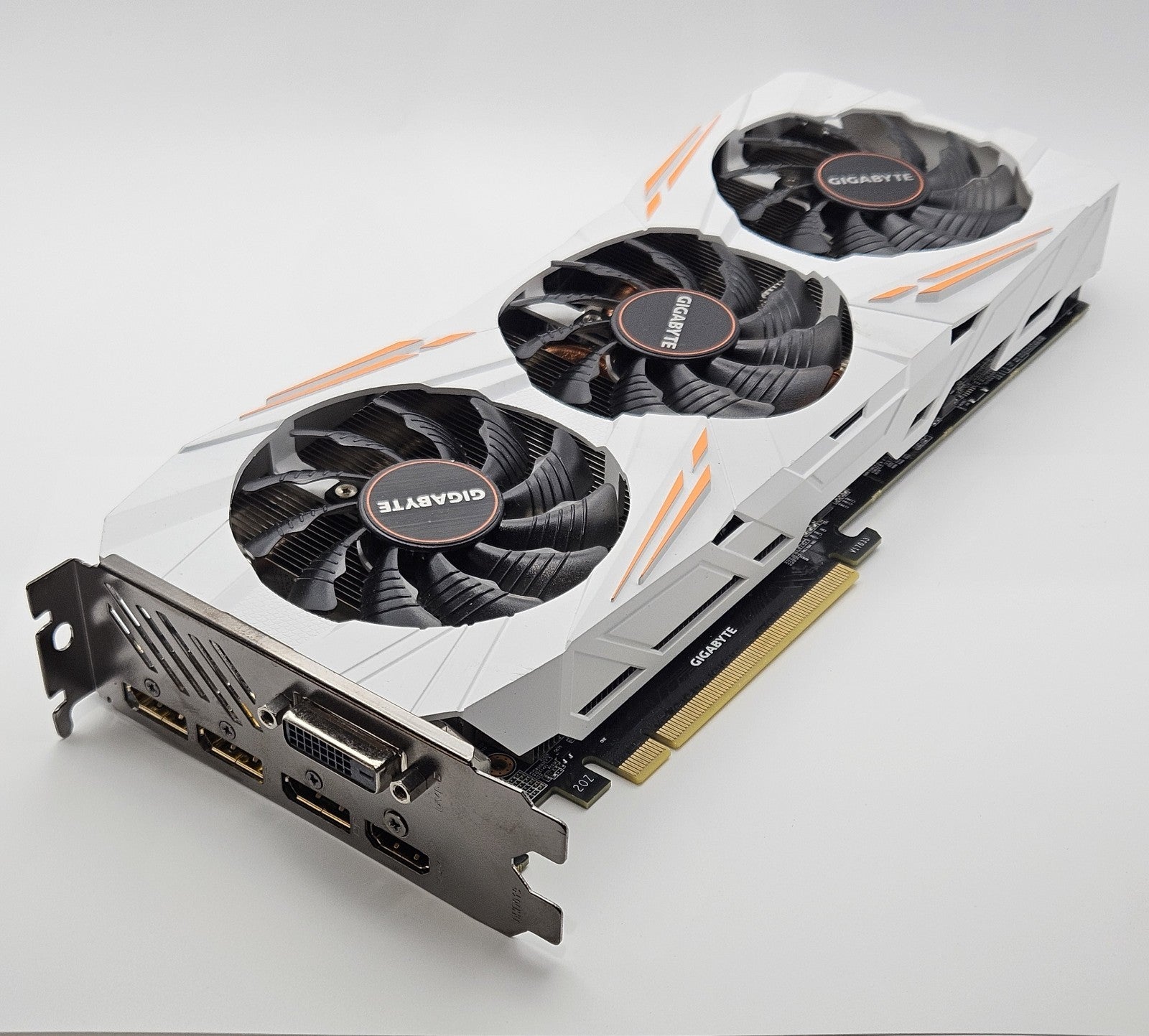 Gigabyte GeForce GTX 1080 Ti OC Gaming 11GB GDDR5X Graphics Card GV-N108TGAMING0